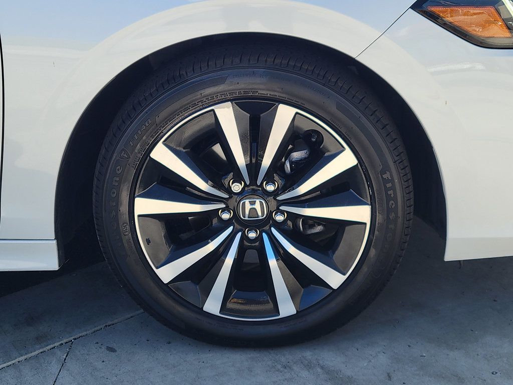 Used 2024 Honda Civic EX image 5