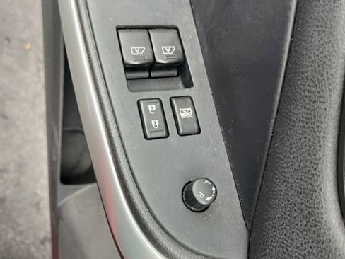 Used 2010 Nissan Altima 3.5 SR w/ Leather Pkg image 9