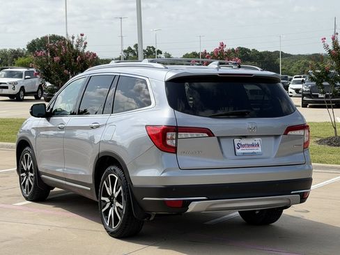 Used 2020 Honda Pilot Touring image 4