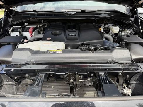 Used 2023 Toyota Tundra SR5 AWD/4WD image 30