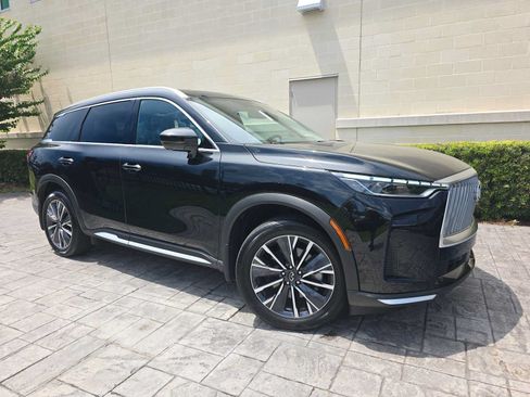 Certified 2026 INFINITI QX60 Luxe w/ Cargo Package FWD image 27