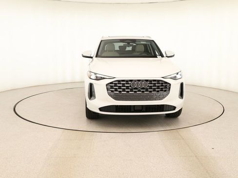 New 2026 Audi Q5 Premium image 11