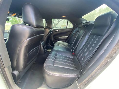 Used 2014 Chrysler 300 S image 23