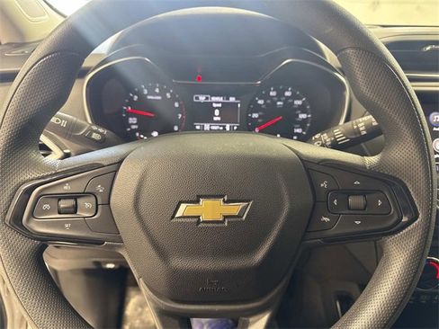 Used 2023 Chevrolet TrailBlazer LT image 8