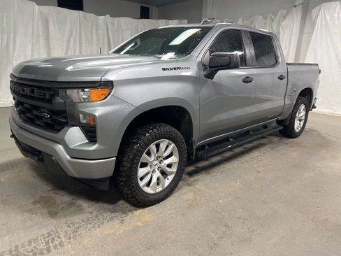 Used 2023 Chevrolet Silverado 1500 Custom w/ LPO, Dark Essentials Package AWD/4WD image 3