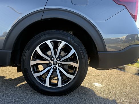 Used 2022 Ford Explorer ST image 24