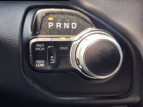 Used 2022 RAM 2500 Big Horn AWD/4WD image 13