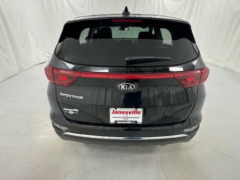 Used 2021 Kia Sportage LX AWD/4WD image 4