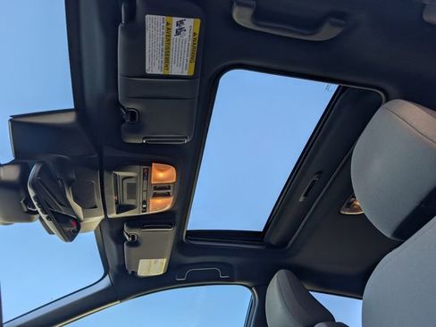 Used 2025 Subaru Crosstrek 2.5i Sport w/ Crosstrek Mirror Package AWD/4WD image 20