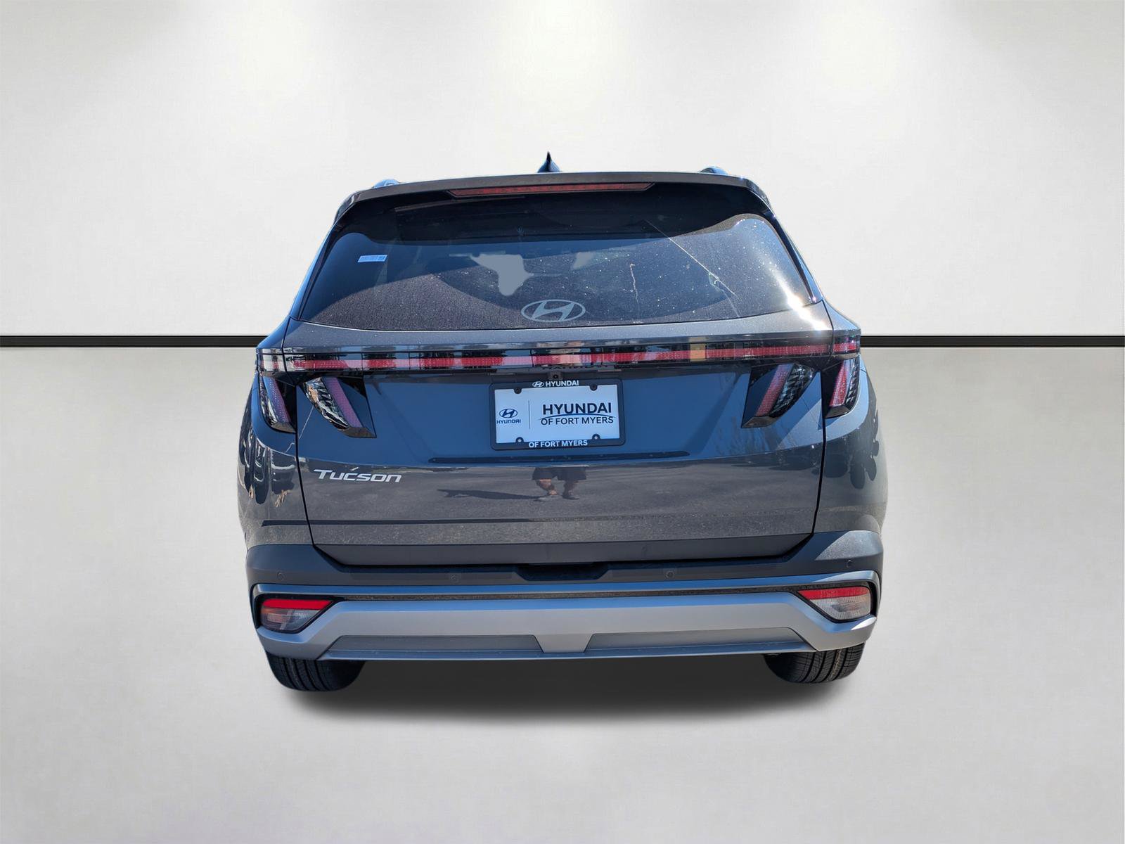 New 2026 Hyundai Tucson Limited FWD image 6