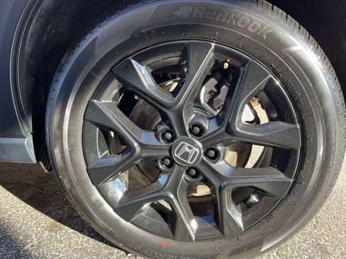 Used 2025 Honda HR-V Sport image 28