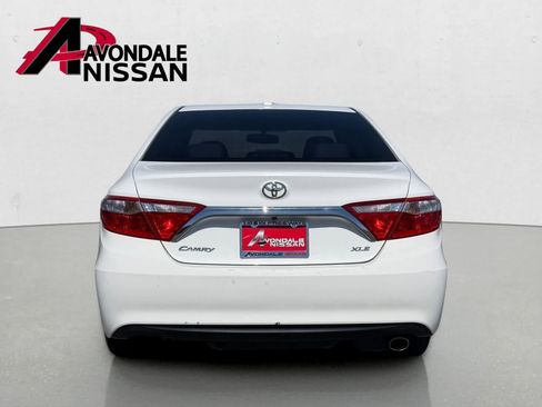 Used 2016 Toyota Camry XLE w/ Moonroof Package FWD image 5