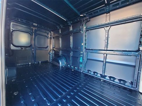 Used 2025 RAM ProMaster 2500 w/ Safety Group image 18