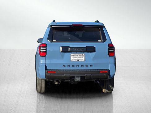 Used 2026 Toyota 4Runner SR5 AWD/4WD image 5