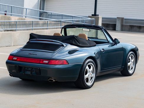 Used 1995 Porsche 911 Cabriolet image 12