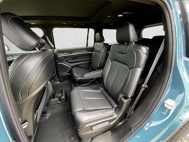New 2026 Jeep Grand Cherokee L Limited AWD/4WD image 12