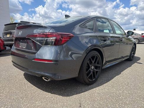 Used 2025 Honda Civic Sport image 5