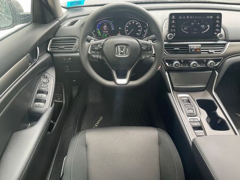 Certified 2022 Honda Accord Hybrid image 11