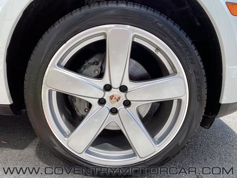 Used 2020 Porsche Macan S image 9