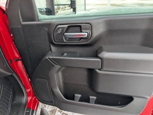 Used 2024 Chevrolet Silverado 2500 Custom w/ Custom Value Package image 31