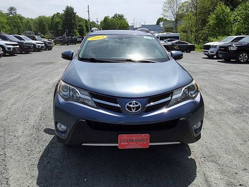 Used 2014 Toyota RAV4 Limited w/ Technology Package AWD/4WD image 3