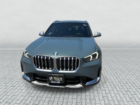Used 2024 BMW X1 xDrive28i w/ Convenience Package AWD/4WD image 3