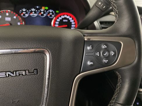 Used 2016 GMC Yukon XL Denali w/ Enhanced Security Package image 21