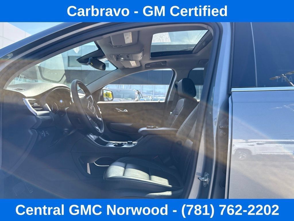 Used 2023 GMC Acadia SLT w/ Preferred Package AWD/4WD image 14