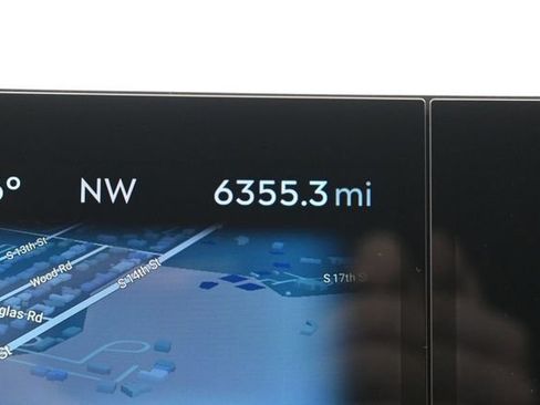 Used 2025 Lincoln Navigator Reserve AWD/4WD image 19