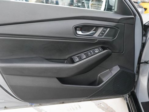 Used 2024 Honda Accord Touring image 17