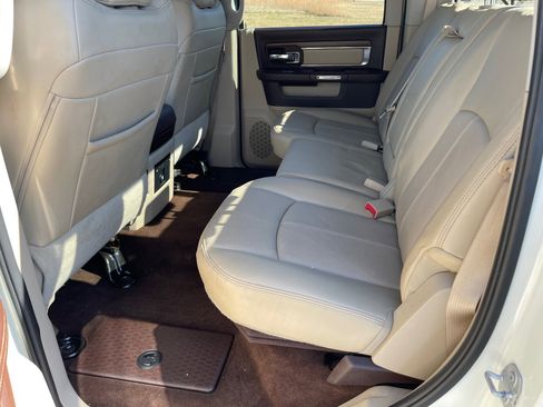 Used 2018 RAM 1500 Laramie w/ Convenience Group image 11