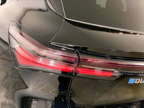 Used 2025 Chevrolet Equinox EV LT image 27