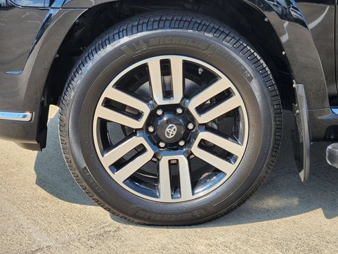 Used 2018 Toyota 4Runner Limited RWD image 10