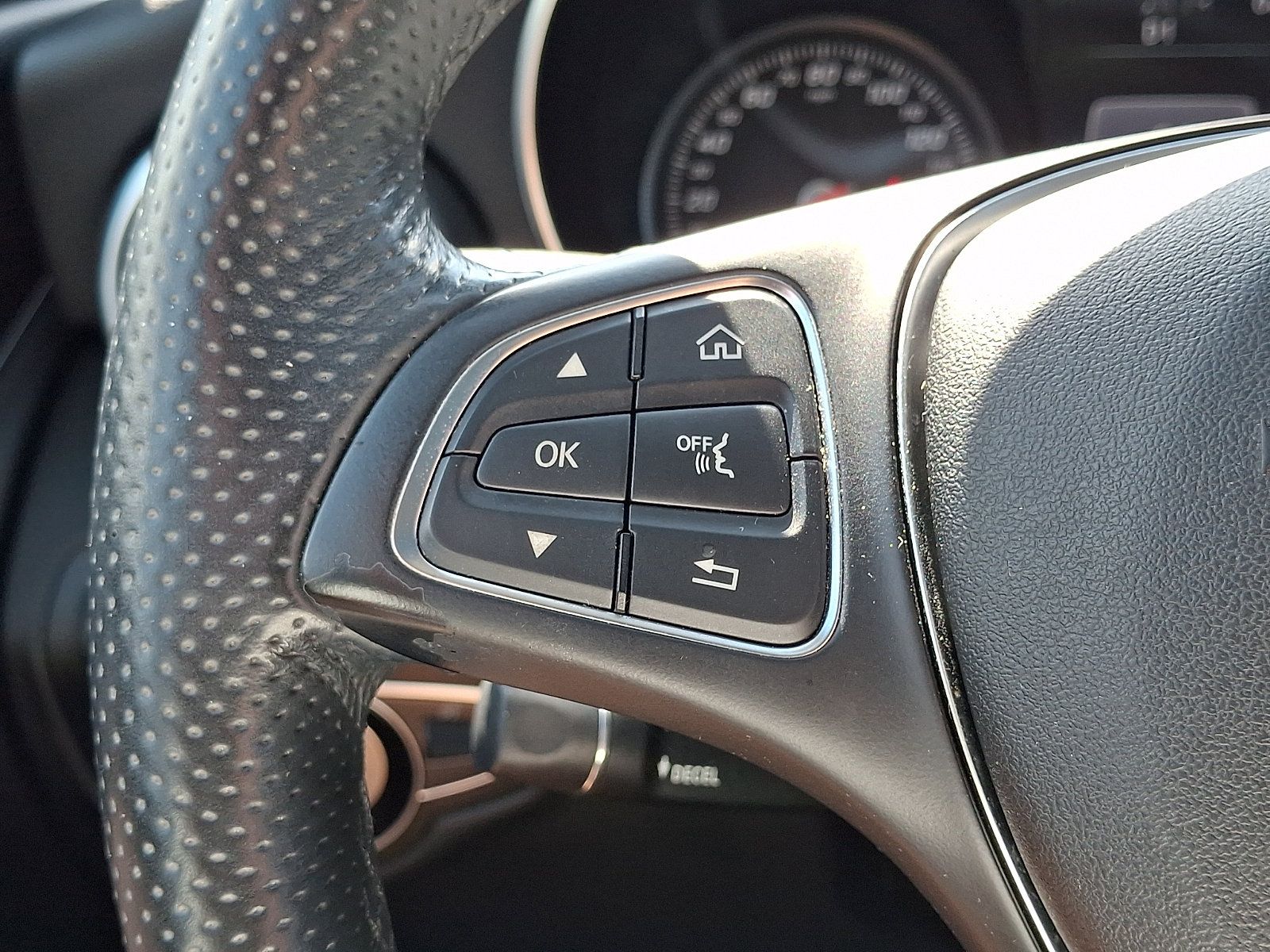 Used 2016 Mercedes-Benz GLC 300 4MATIC image 23