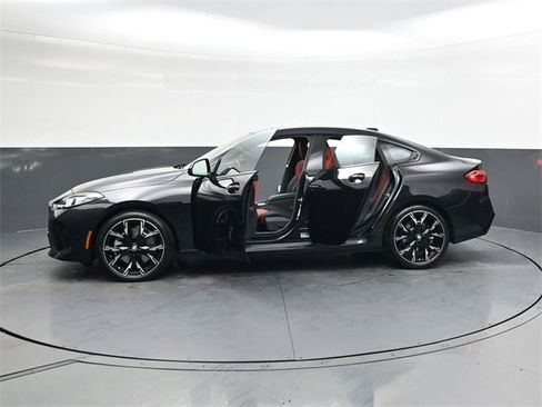 Used 2025 BMW 228i xDrive w/ Premium Package image 7