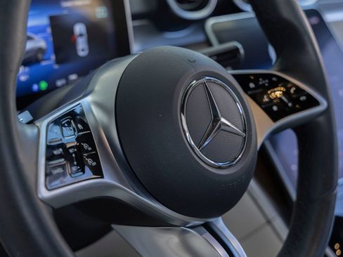 Used 2024 Mercedes-Benz C 300 Sedan image 16