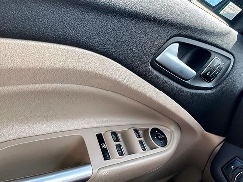 Used 2013 Ford Escape SEL FWD image 33
