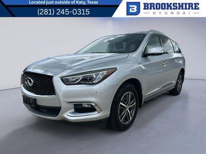 Used 2019 INFINITI QX60 Luxe w/ Essential Package
