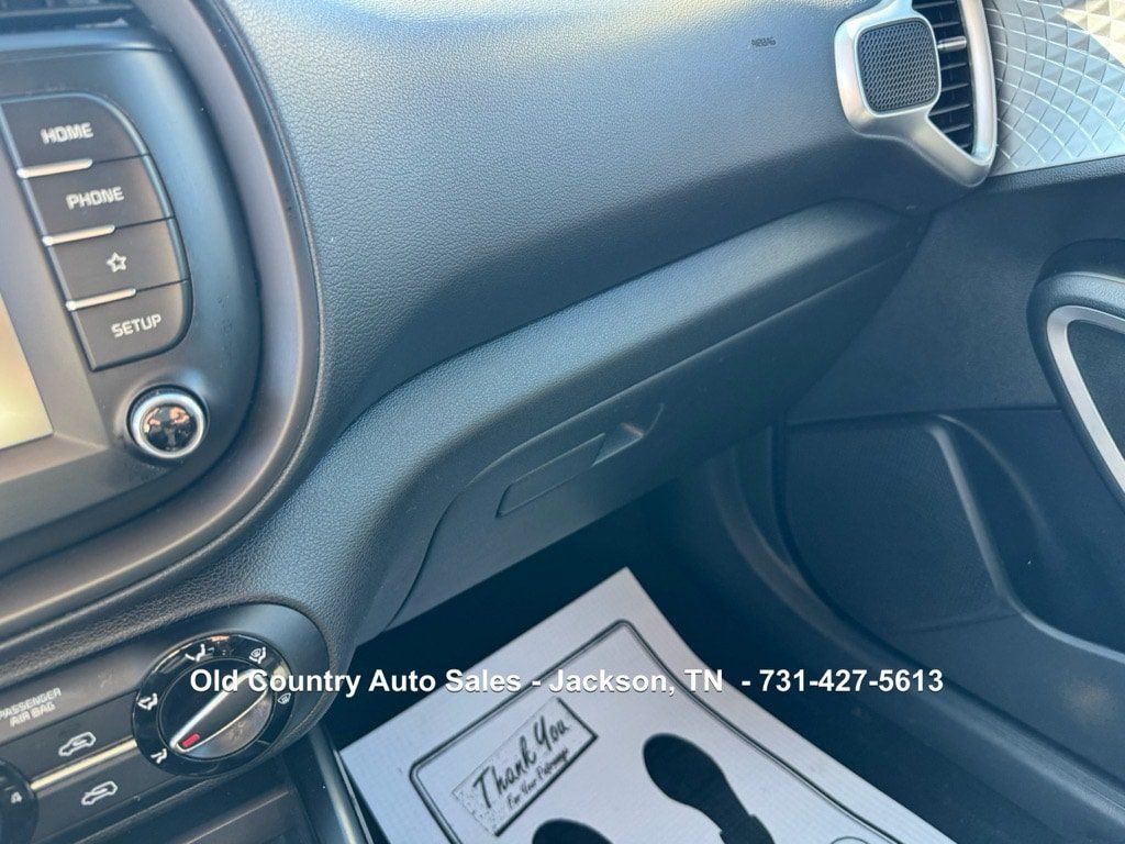 Used 2021 Kia Soul LX FWD image 29