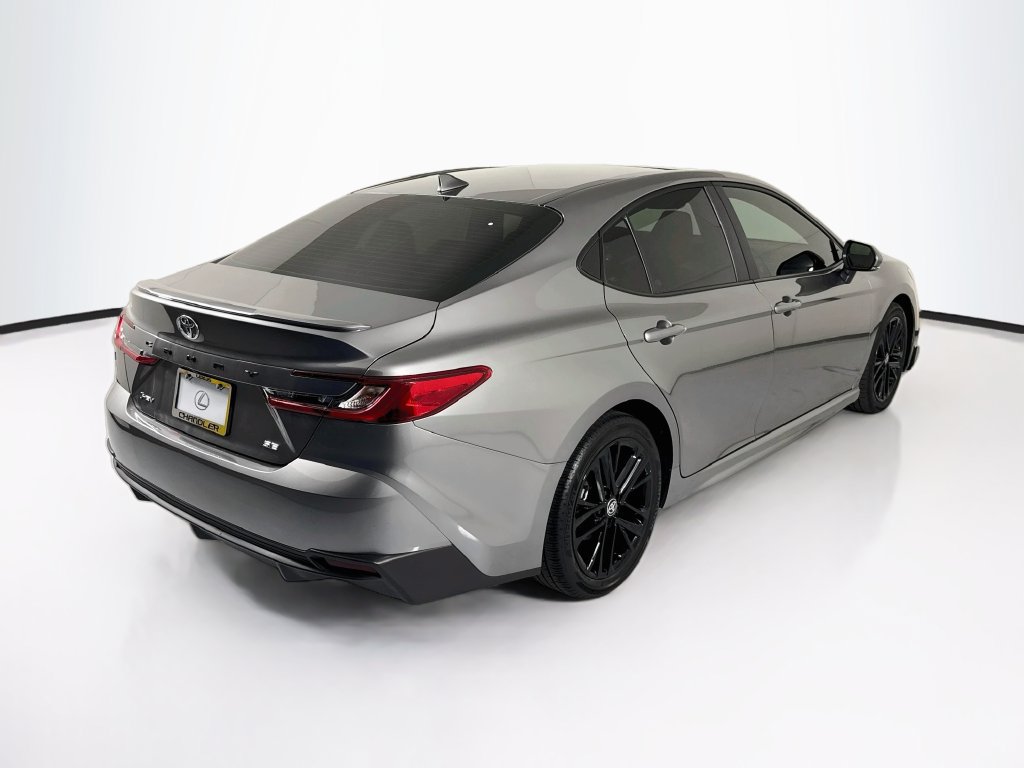 Used 2025 Toyota Camry SE w/ Multimedia Upgrade Package FWD image 5