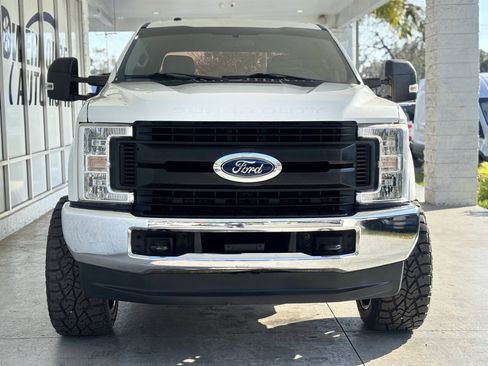 Used 2019 Ford F250 XL w/ Power Equipment Group AWD/4WD image 11