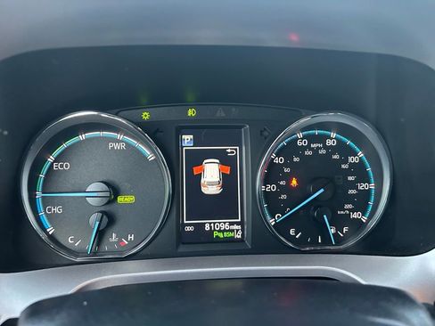 Used 2018 Toyota RAV4 XLE w/ Convenience Package AWD/4WD image 21