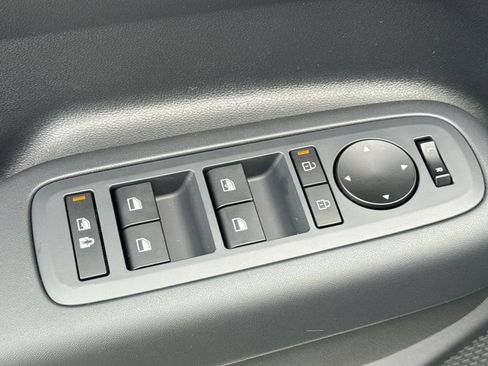 New 2026 Hyundai Santa Fe SE FWD image 12