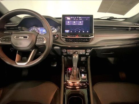 Used 2024 Jeep Compass Trailhawk image 15