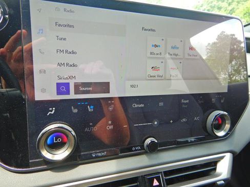 Used 2023 Lexus RX 350 Premium w/ Accessory Package AWD/4WD image 19