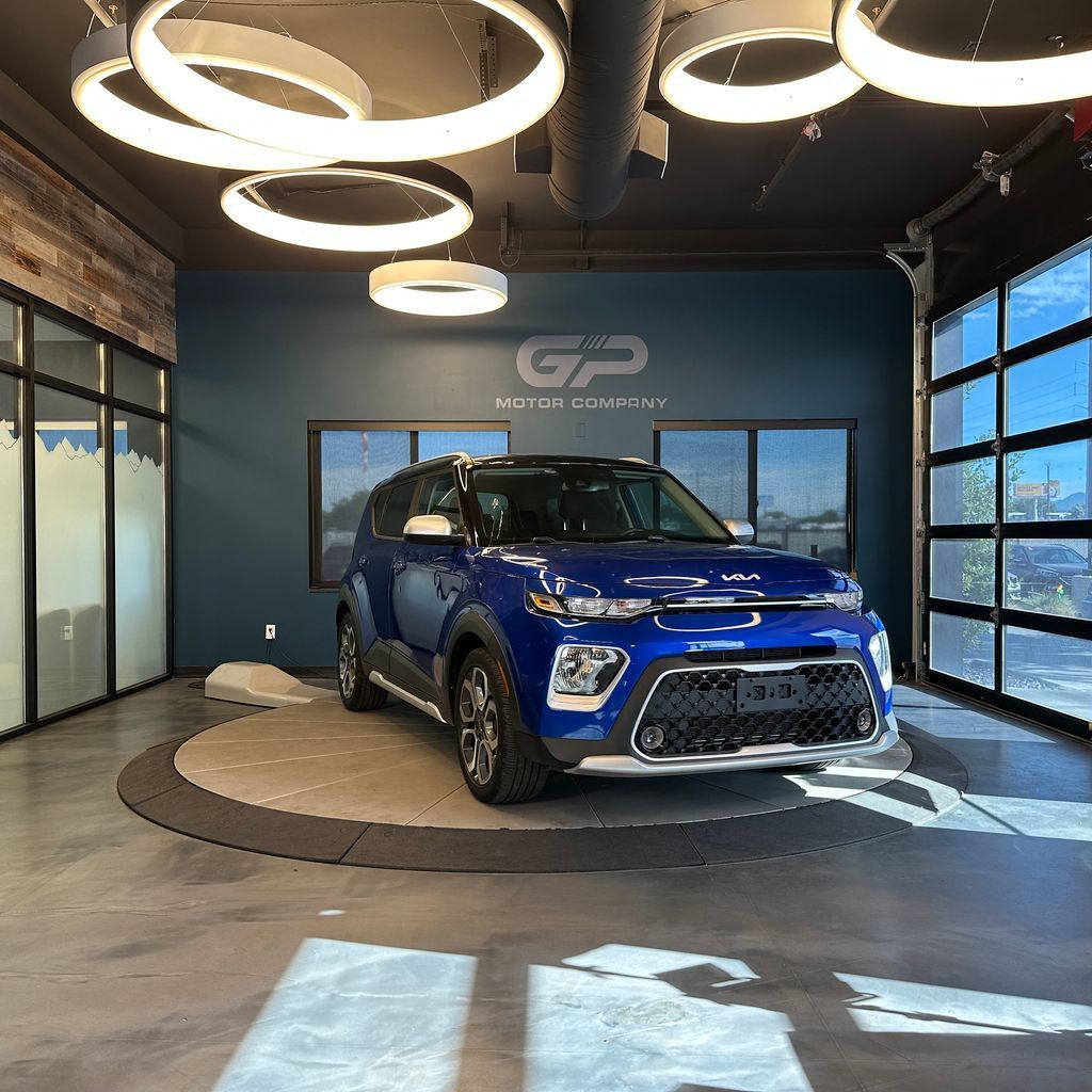 Used 2022 Kia Soul X-Line FWD image 1