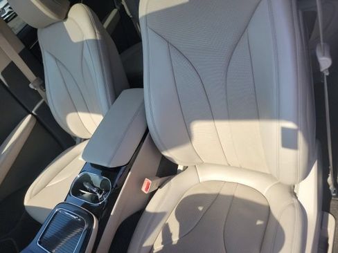 Certified 2022 Lincoln Nautilus Reserve w/ Luxury Package AWD/4WD image 30