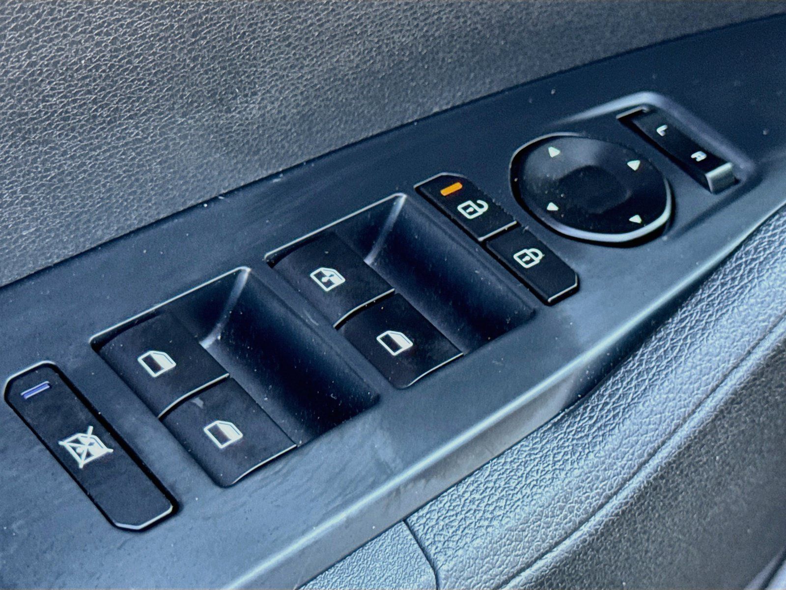Used 2026 Kia Sportage LX FWD image 8