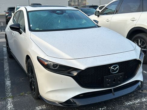 Used 2025 MAZDA MAZDA3 Hatchback w/Premium Plus Pkg AWD/4WD image 3