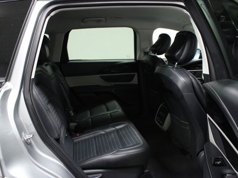 Used 2024 Lincoln Nautilus Reserve image 15